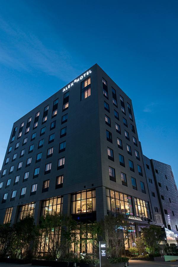 Alex 72 Hotel Szuvon Kültér fotó